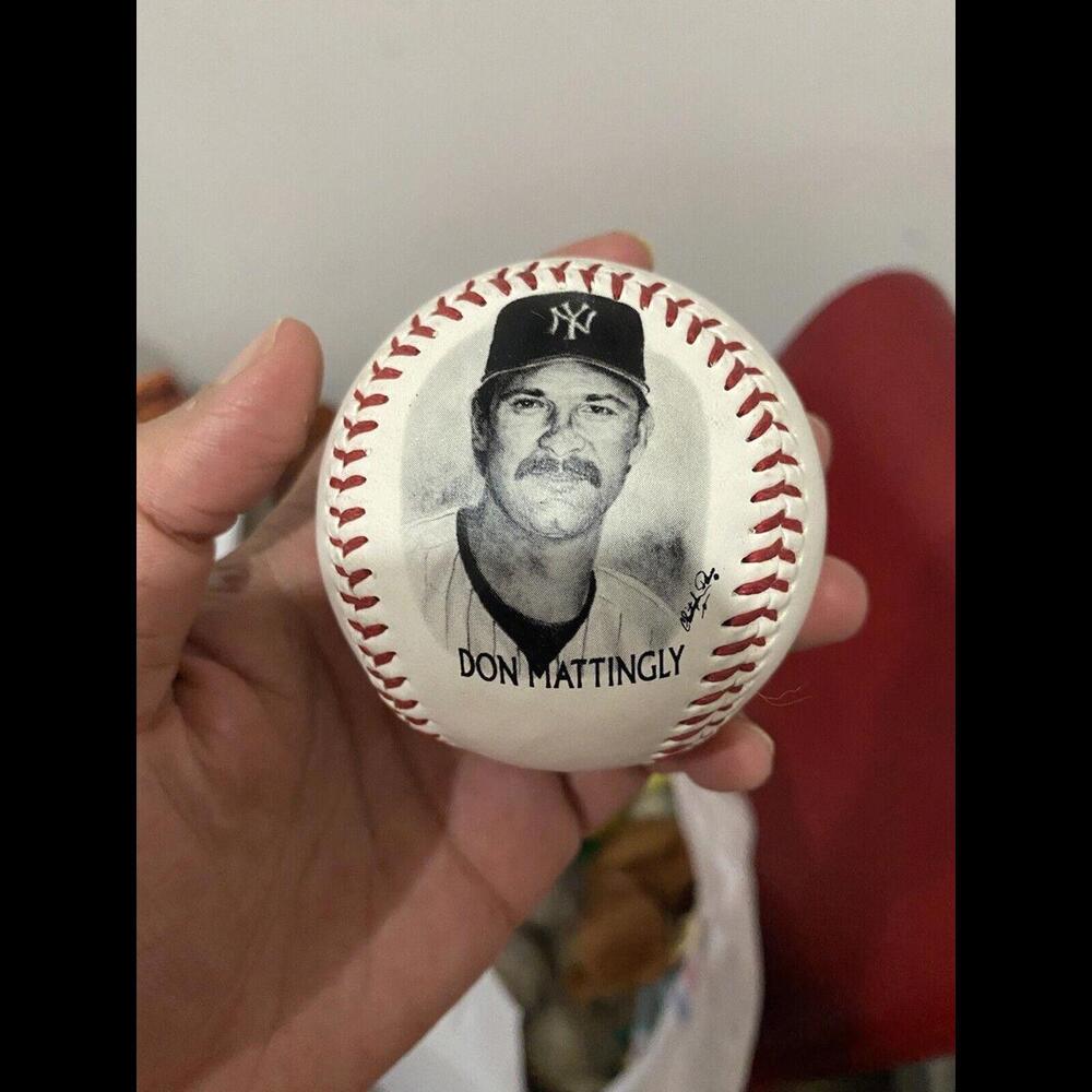 Don Mattingly baseball commeritive Yankees New York